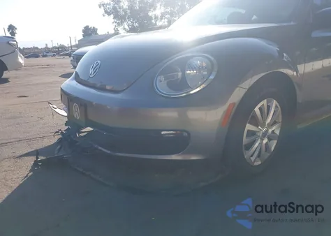 2012 Volkswagen Beetle Entry из США, поврежденный, VIN 3VWFP7AT4CM644090